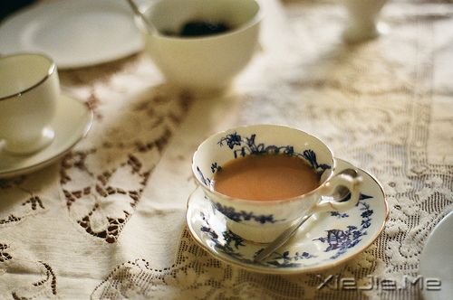 晚安心语:你可以说服所有人,却说服不了自己的心 (8)